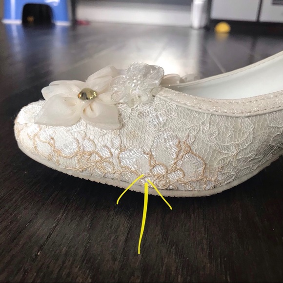 Custom-made Bridal Shoes - Picture 5 of 16